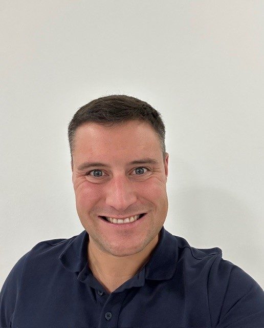 Sebastian Schaten: Berufsfeuerwehrmann